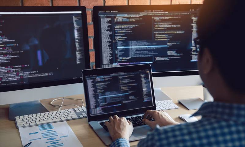 数据科学选型：R与Python如何赋能拜城县网站建设？